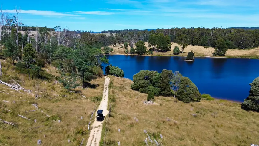 Wine & Wildlife Safari - 2 Hours - For 2 | Experience Oz