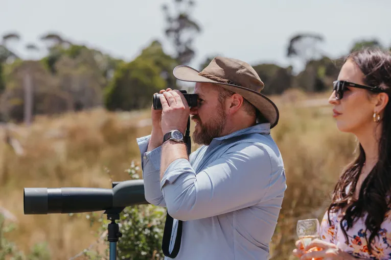 Wine & Wildlife Safari - 2 Hours - For 2 | Experience Oz