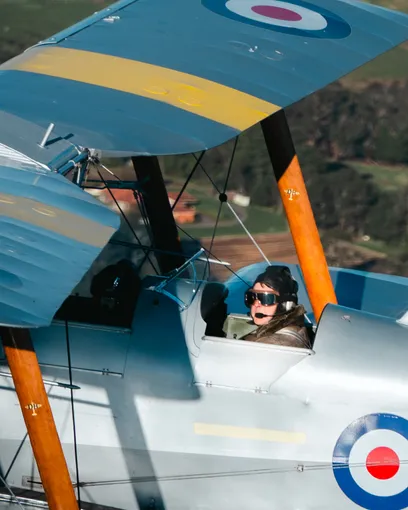 Yarra Valley Tiger Moth Aerobatic Flight | Experience Oz