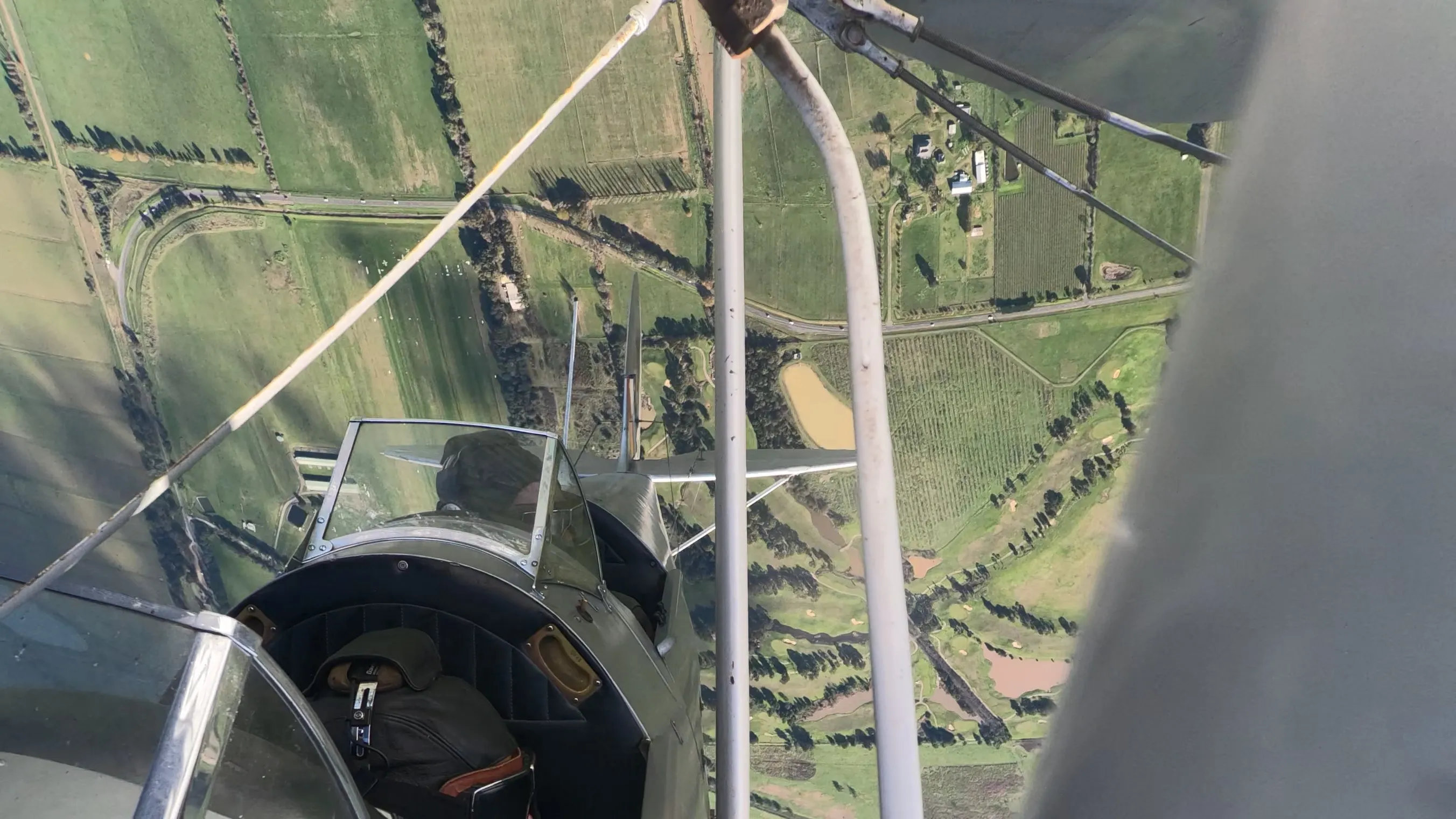 Yarra Valley Tiger Moth Aerobatic Flight | Experience Oz-4