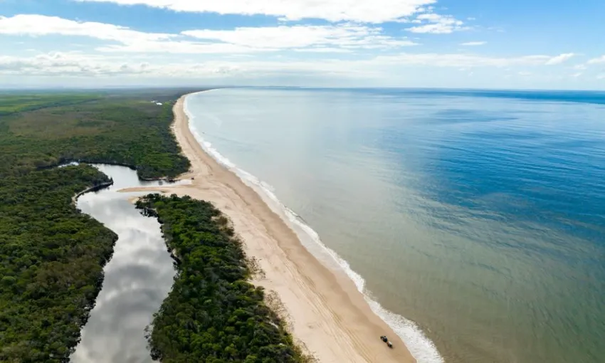 4WD Beach, Bunker and Kayak Tour, Half Day - Bribie Island