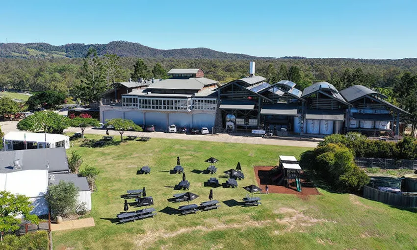 Sirromet Wines Premium Tour and Tasting Session | Experience Oz