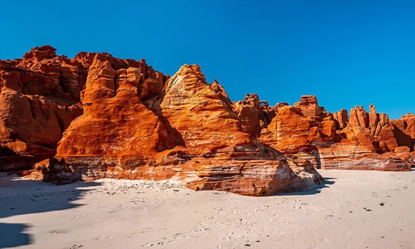 Bungle Bungle Range Scenic Flight and Full Day Tour | Experience Oz
