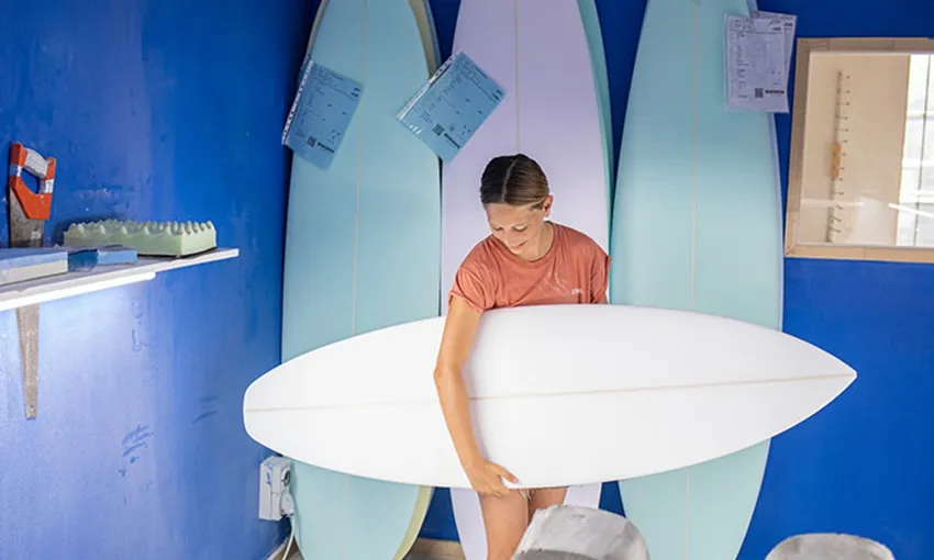 Gold Coast Surfboard Shaping Workshop - Book Now | Experience Oz