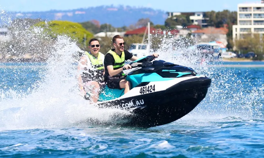 30 Minute Gold Coast Jet Ski Hire - Book Now | Experience Oz