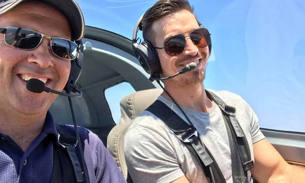 60 Minute Pilot Training Flight - Sunshine Coast | Experience Oz-3