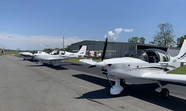 60 Minute Pilot Training Flight - Caloundra