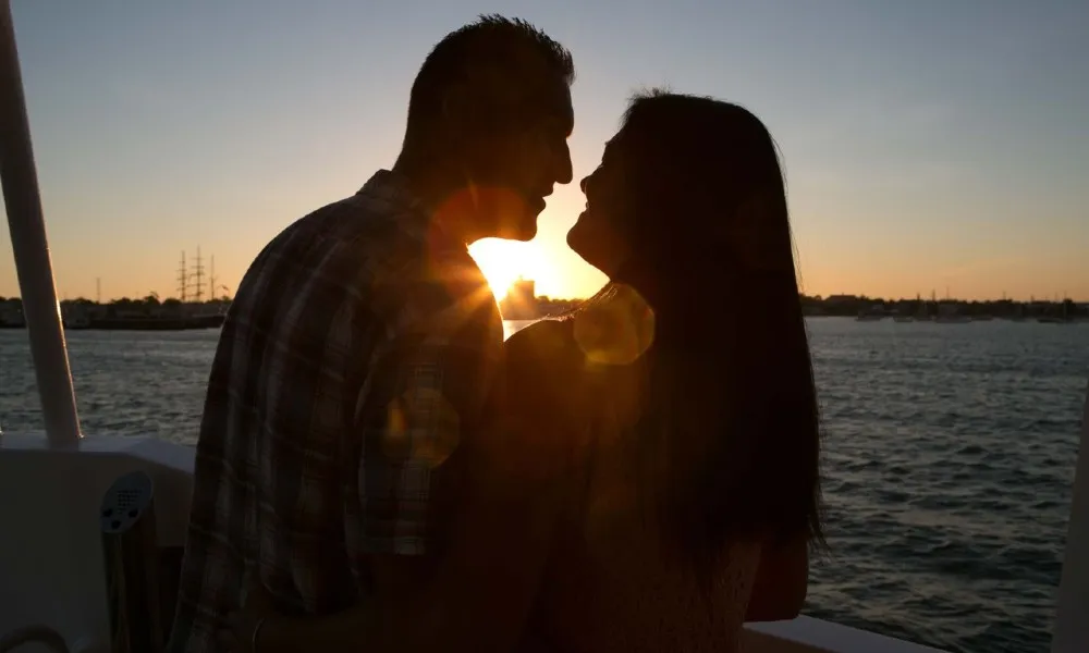 Melbourne Sunset Cruise with Dinner and Drinks | Experience Oz-2