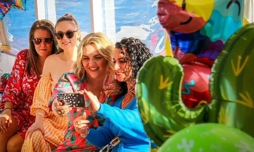 Mooloolaba Canal Cruise - 1 Hour - Book Now | Experience Oz