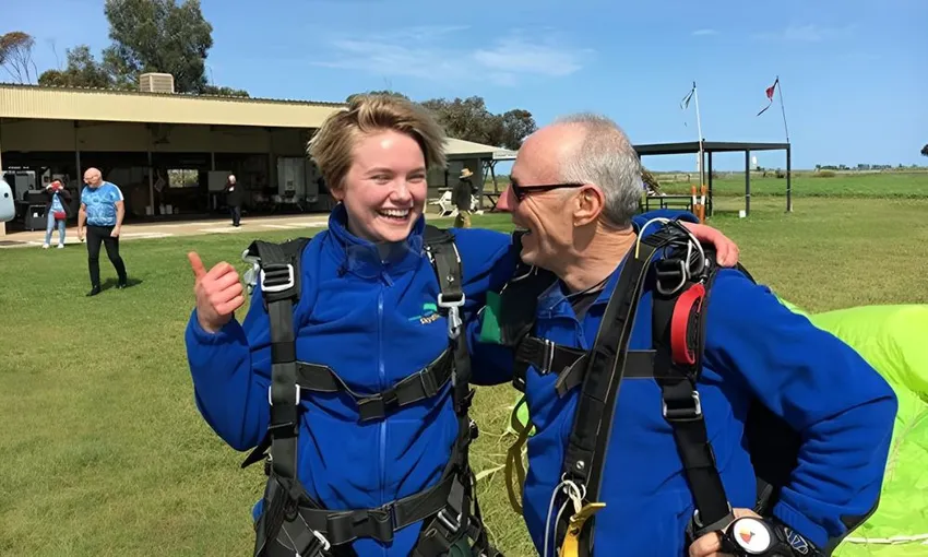 Tandem Skydiving - Lower Light, Adelaide