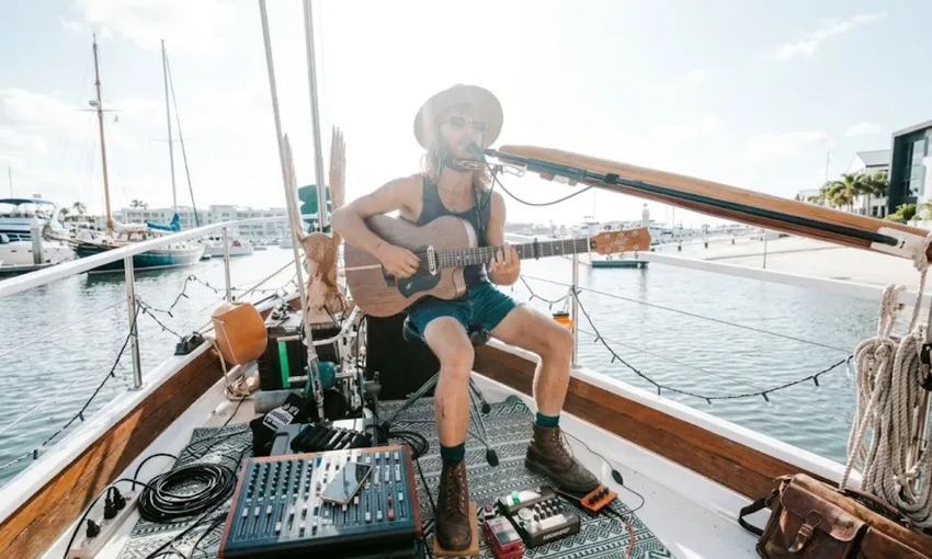 Mooloolaba Sunset Cruise with Live Music - 2 Hours