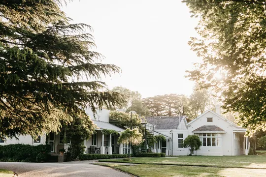 Coombe Estate Melba's Cottage Tour & 2 Course Lunch - For 2