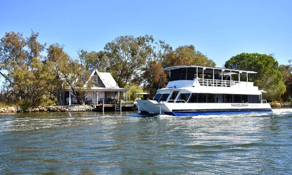 Murray River Scenic Cruise with Lunch | Experience Oz-2