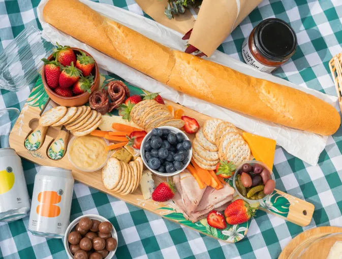 Dandenong Ranges Mystery Picnic - For 2 | Experience Oz