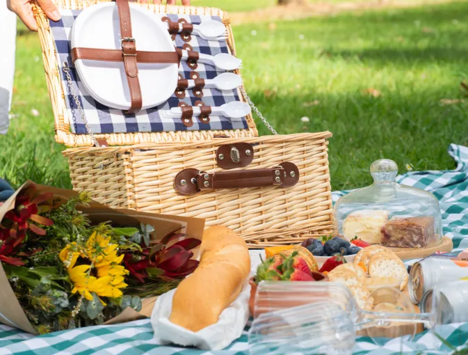 Dandenong Ranges Mystery Picnic - For 2 | Experience Oz
