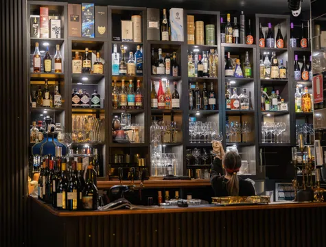 Geelong Mystery Night Out with Dinner and Drinks