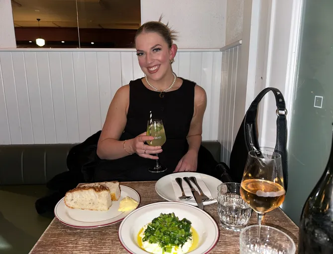 Carlton Mystery Dinner Date Night Out - For 2 | Experience Oz