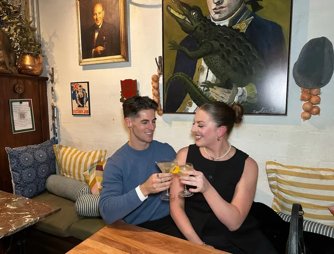 Carlton Mystery Dinner Date Night Out - For 2 | Experience Oz