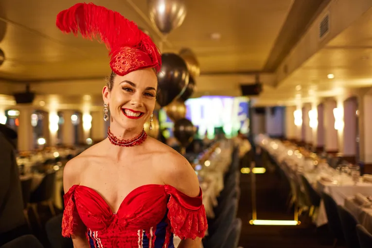 Sydney Harbour Dinner Cruise with Cabaret Show | Experience Oz