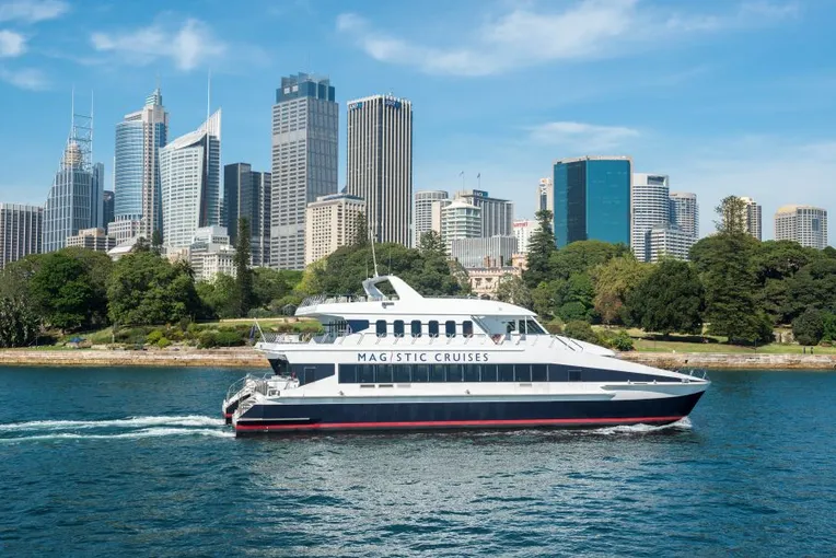 Sydney Harbour Lunch Cruise - 2 Hours | Experience Oz