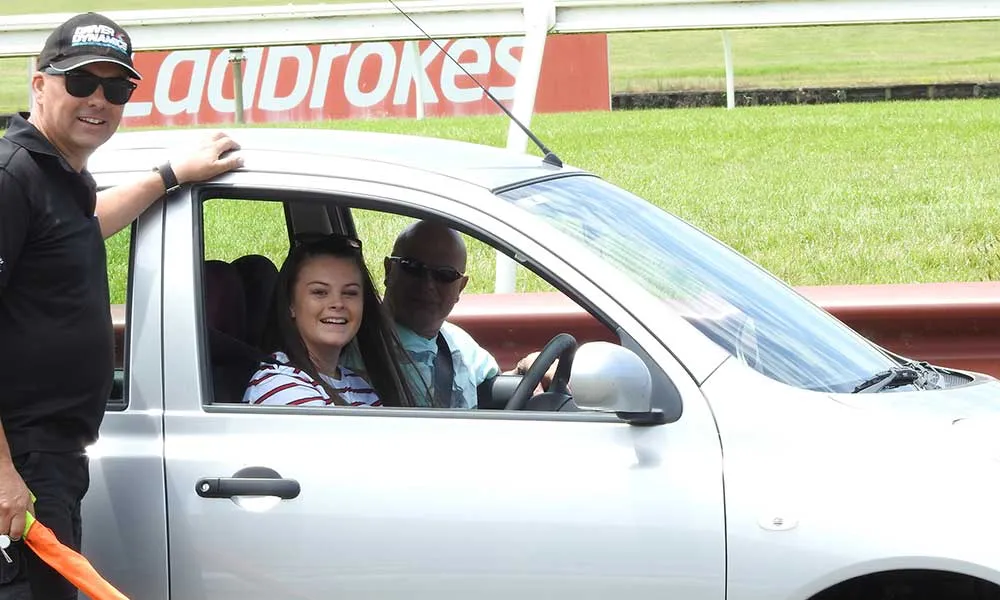 Melbourne Defensive Driving Course - Sandown Raceway | Experience Oz-2