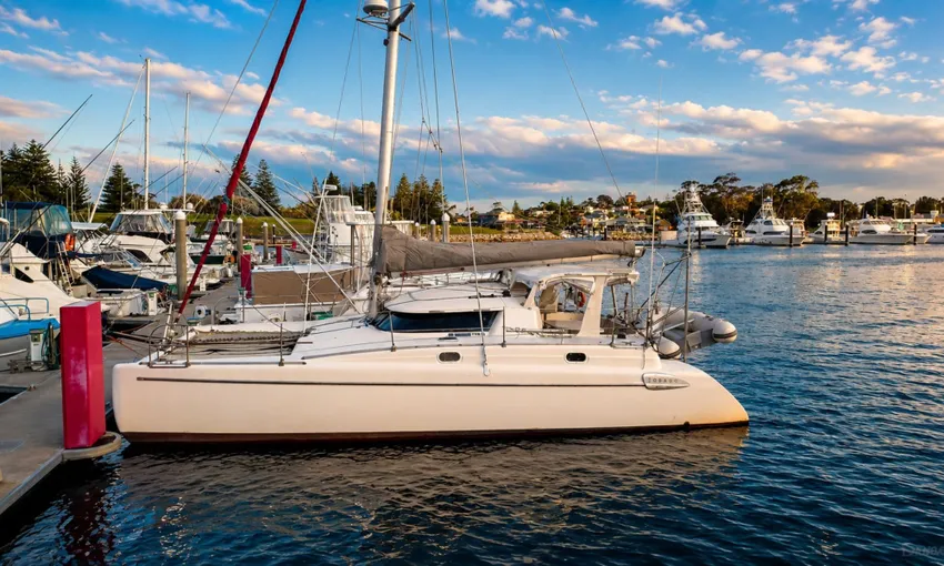 St Kilda Twilight Catamaran Cruise - 90 Minutes | Experience Oz