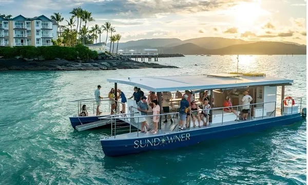 Sunset Catamaran Cruise, 2 Hours – Airlie Beach