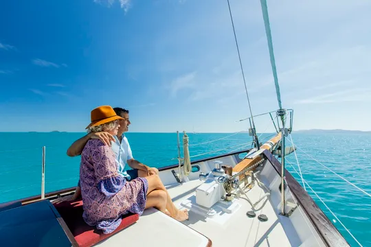 Whitehaven Beach Sail & Snorkel, Full Day – Airlie Beach