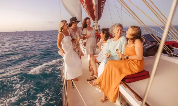 Sunset Sail with Aperol Spritz, 2 Hours – Airlie Beach