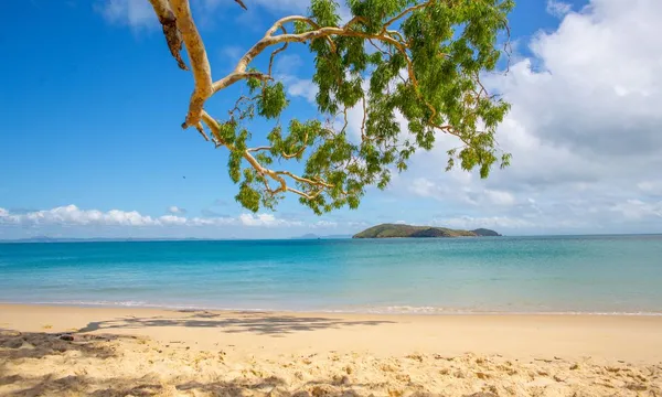 Great Keppel Island Day Trip, Lunch & Snorkelling – Yeppoon