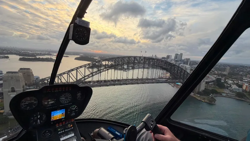 Helicopter Pilot Experience Flight, 1 Hour - Sydney