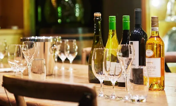 Yarra Valley Winery Tour, Tasting & Cheese Pairing - For 2