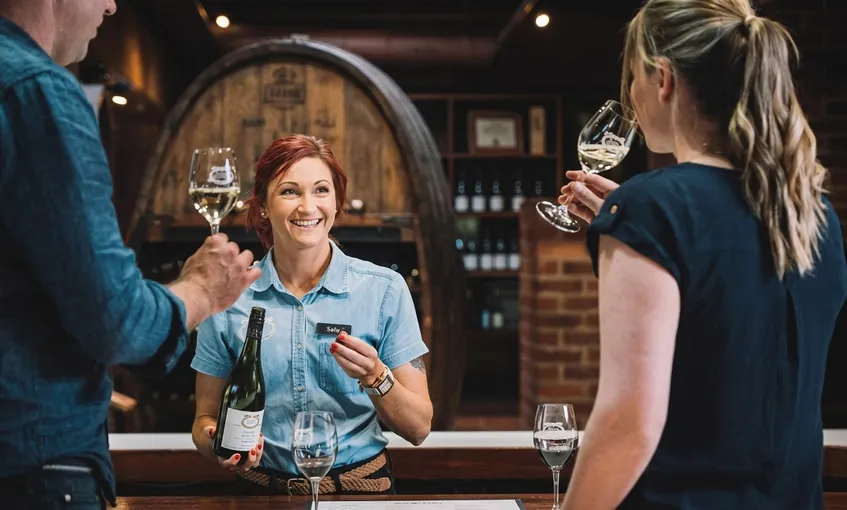 Milawa Brown Brothers Winery Tour and Lunch | Experience Oz