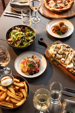 Macedon Ranges Winery Stay with Breakfast - For 2