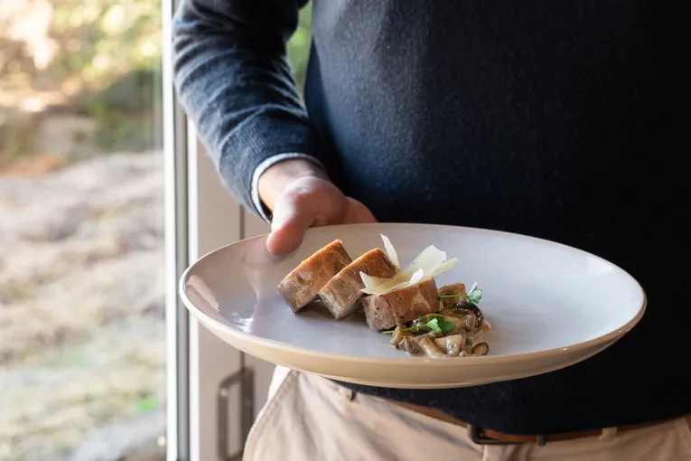 Private Winemaker Tour & 5 Course Lunch - 4 Hours | Experience Oz