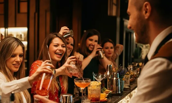 Melbourne Cocktail Making Class with Grazing Board - 3 Hours