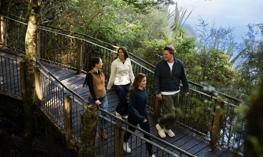 Milford Sound Day Tour with Picnic Lunch | Everything New Zealand