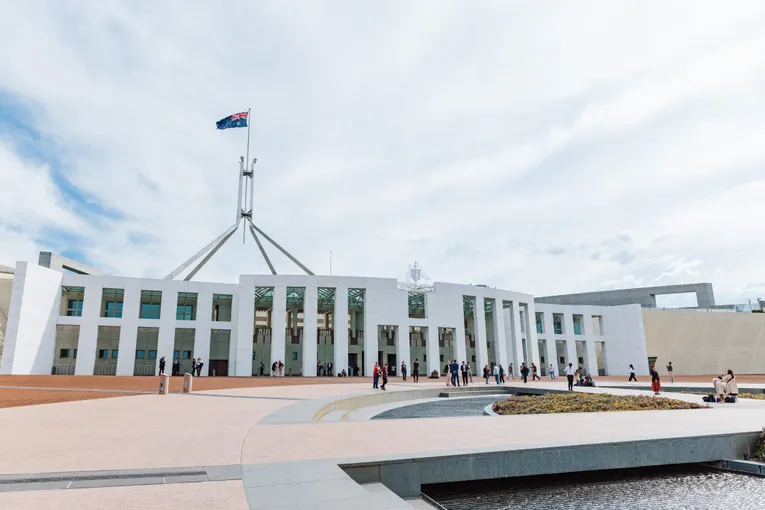 Canberra Small-Group Day Tour from Sydney | Experience Oz