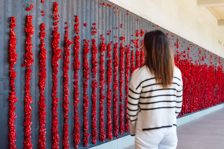 Canberra Small-Group Day Tour from Sydney | Experience Oz