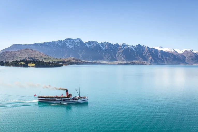 Queenstown Earnslaw Cruise and Wine Tour | Experience Oz