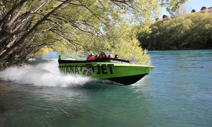 Wanaka Jet Boat Ride - 60 Minutes | Experience Oz