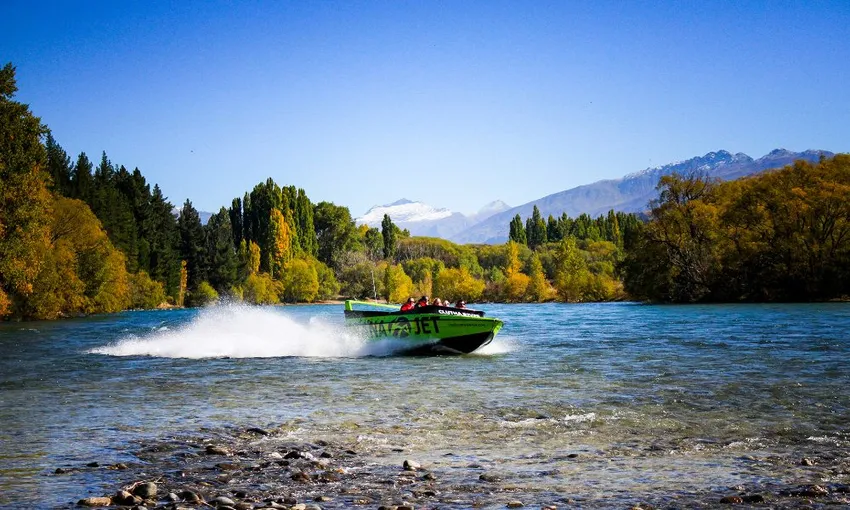 Wanaka Jet Boat Ride - 60 Minutes | Experience Oz