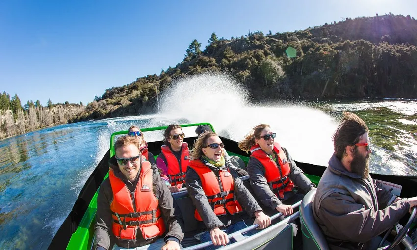 Wanaka Jet Boat Ride - 60 Minutes | Experience Oz