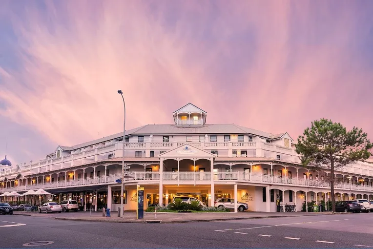 Esplanade Hotel Fremantle Sparkling High Tea | Experience Oz