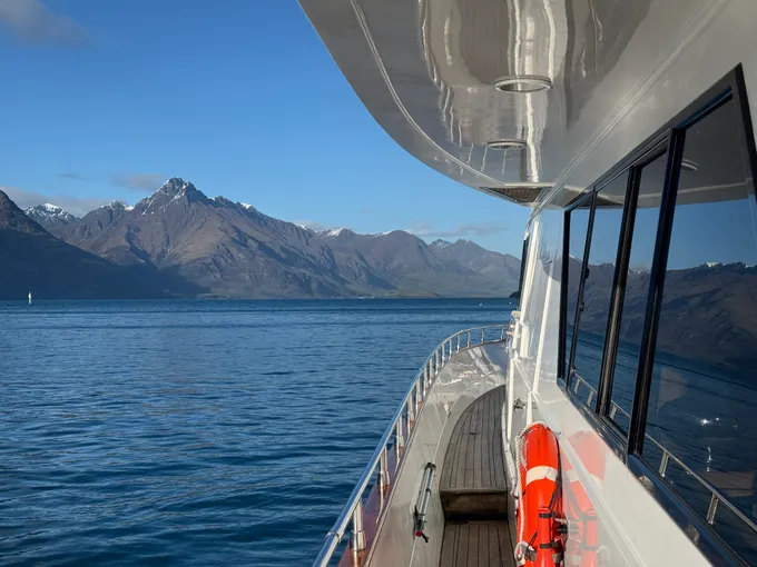 Lake Wakatipu Breakfast Cruise - 75 Minutes | Experience Oz + NZ