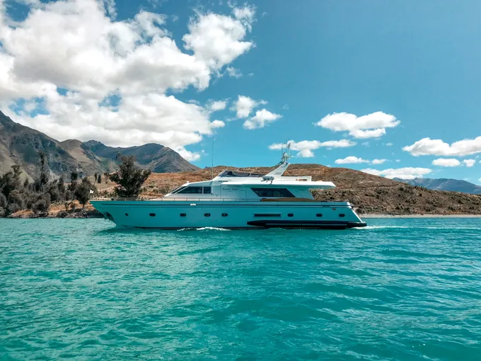 Lake Wakatipu Breakfast Cruise - 75 Minutes | Experience Oz + NZ