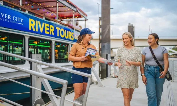 Sunset & City Lights Cruise, 90 Minutes – Brisbane River