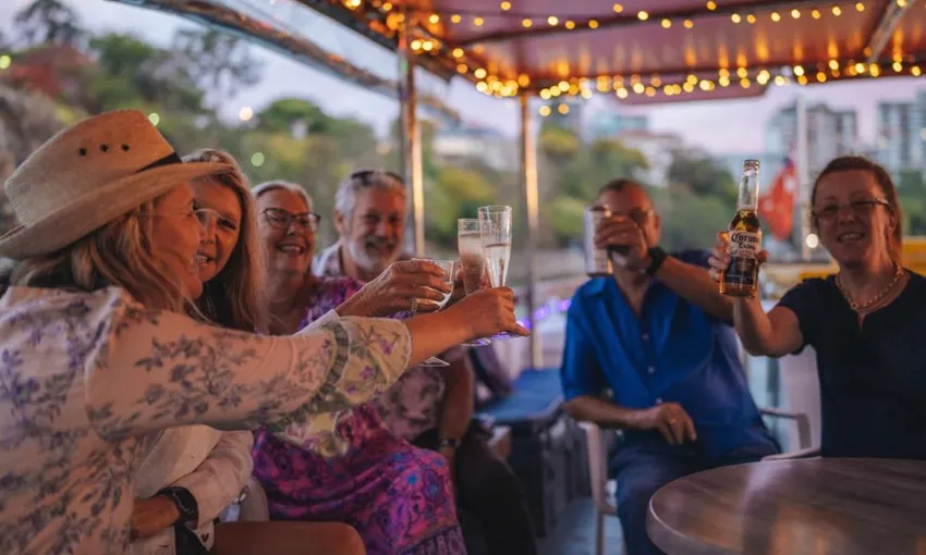 Sunset & City Lights Cruise, 90 Minutes – Brisbane River
