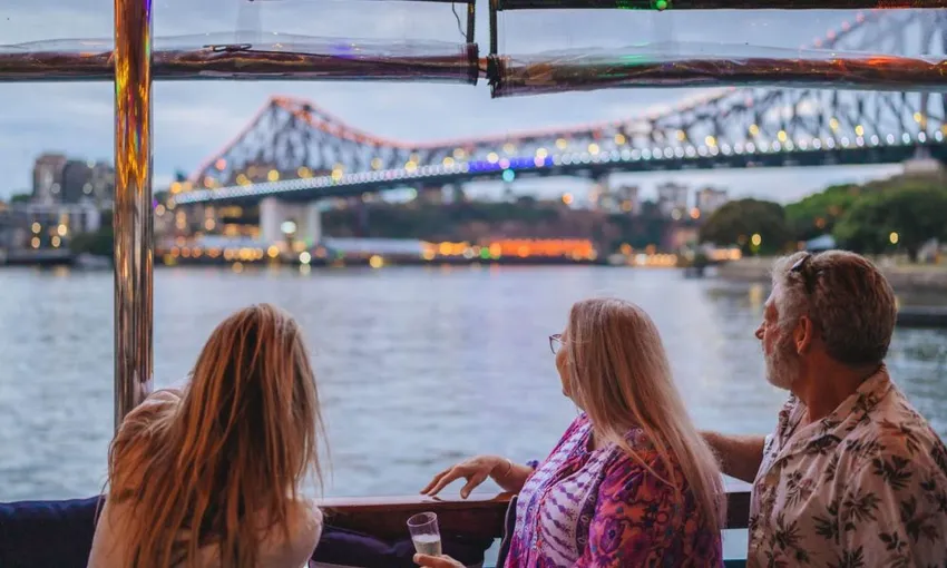 Sunset & City Lights Cruise, 90 Minutes – Brisbane River
