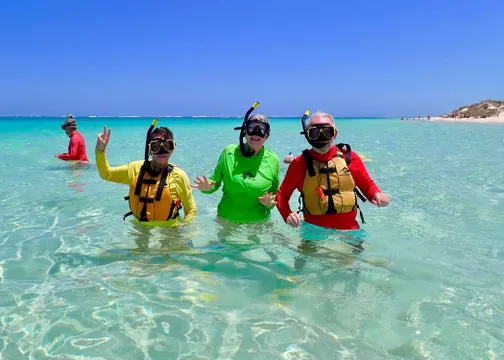 Exmouth Ningaloo Range to Reef Safari with Lunch - Full Day